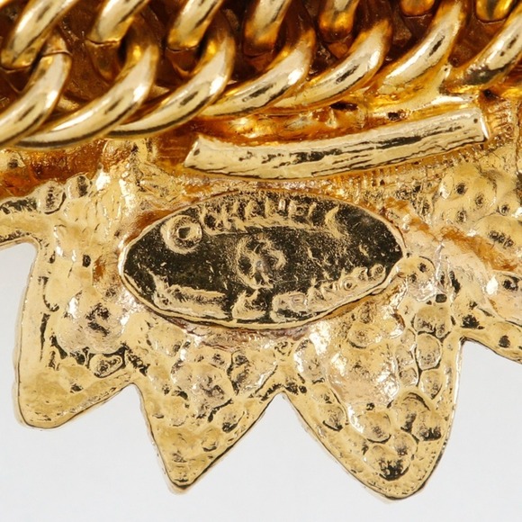 CHANEL Gold Necklace - Picture 6 of 6